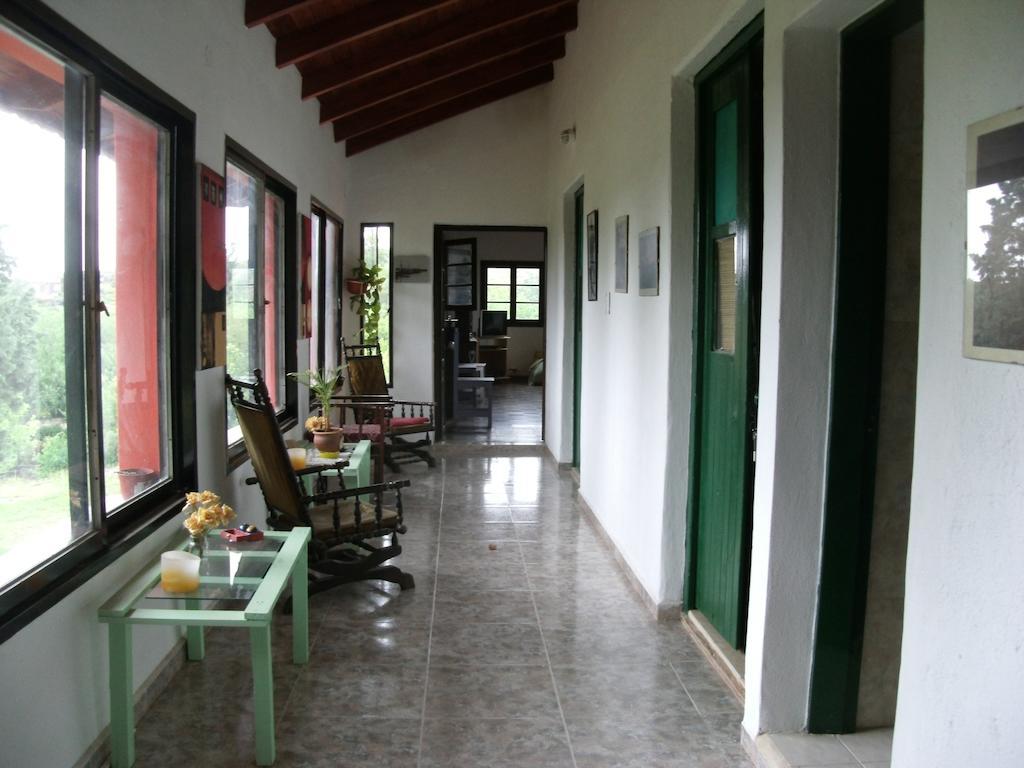 Hostel Aneley Tanti Esterno foto