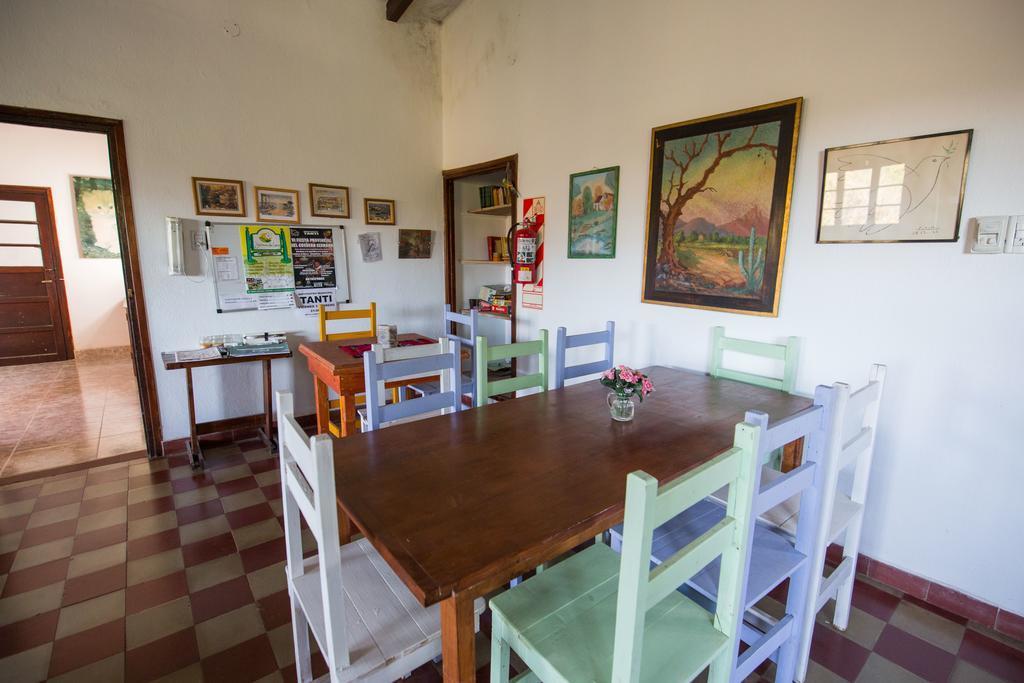 Hostel Aneley Tanti Esterno foto