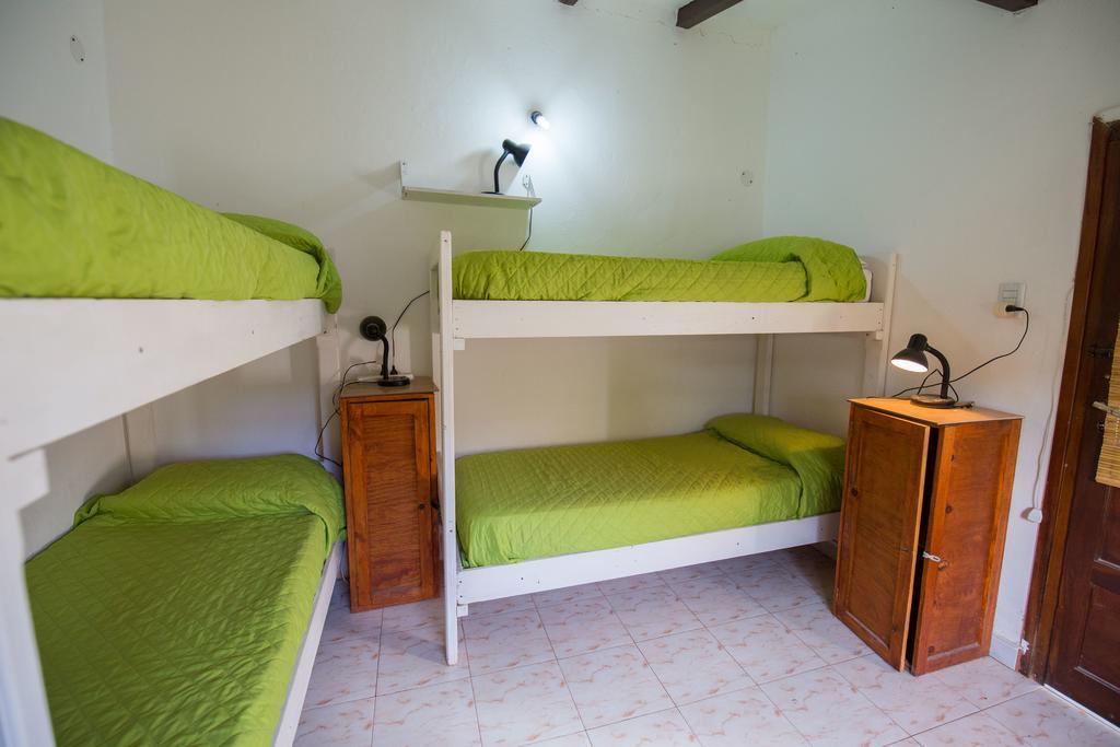 Hostel Aneley Tanti Esterno foto